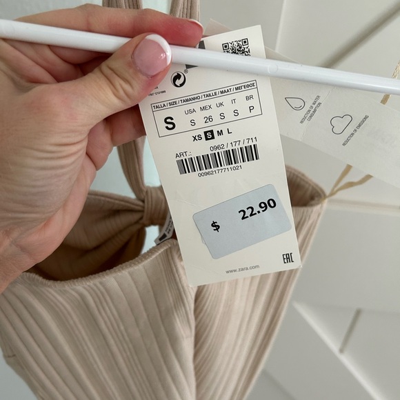 Zara Beige Ribbed Halter Bodysuit NWT - Picture 4 of 4